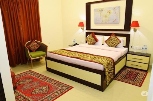 Pink Cozzy Hotel 3*